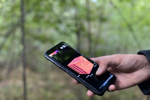 Der Lexcube kann auch auf dem Handy die interaktive 3D-Visualisierung von Klimadaten für jeden beliebigen Ort anzeigen.