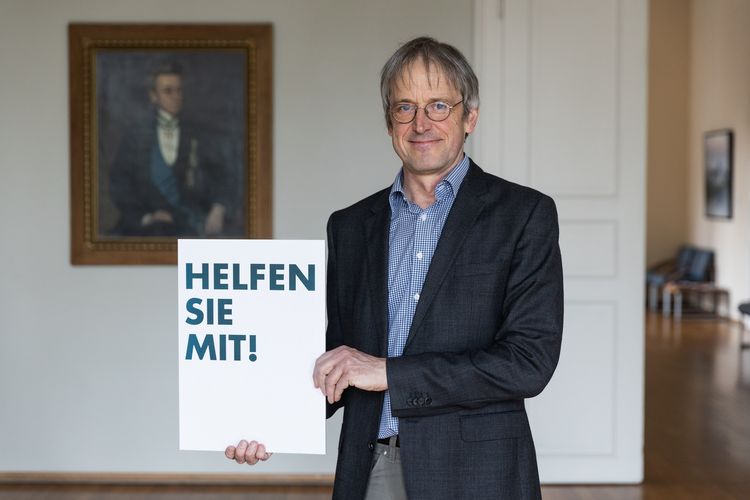 Prof. Dr. Hans-Bert Rademacher, Vorsitzender des Vereins Hilfe für ausländische Studierende in Leipzig e.V. Der Verein hat sich zur Aufgabe gemacht, in Not geratene internationale Studierende der Leipziger Hochschulen zu unterstützen.